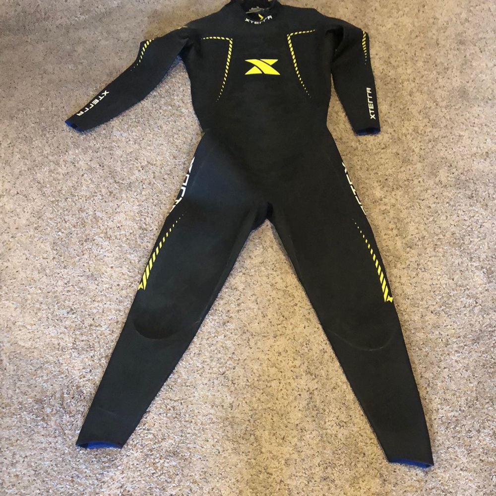 Mens Xterra Vortex wetsuit size XL